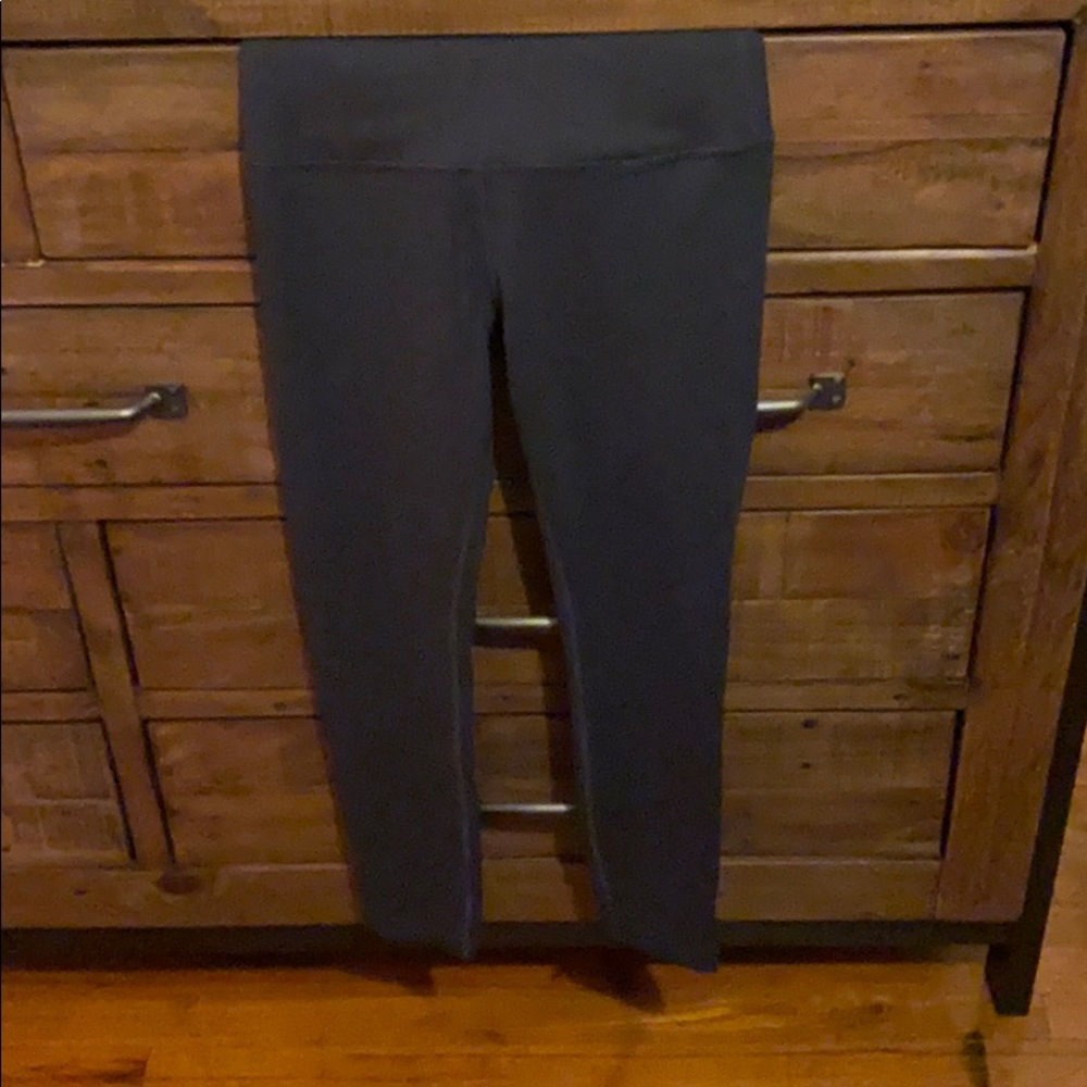 COPY - Lululemon Wunder Train 25” size 8- worn 1 …